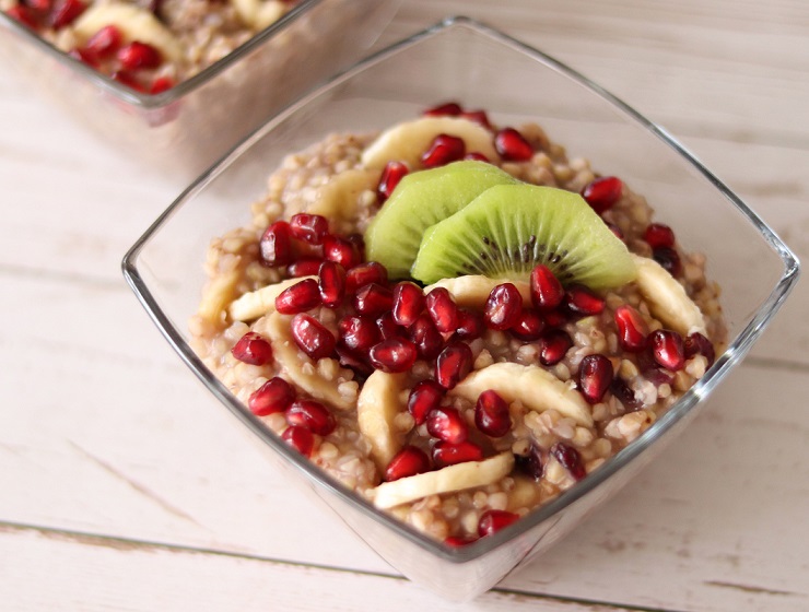 Vegan porridge in a bowl, easy breakfast or dessert