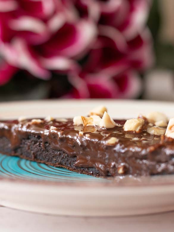Easy Vegan Dessert Recipe (Chocolate Carob Cake)