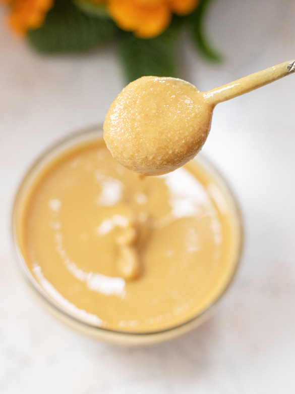 Vegan, gluten-free and dairy-free tahini paste.