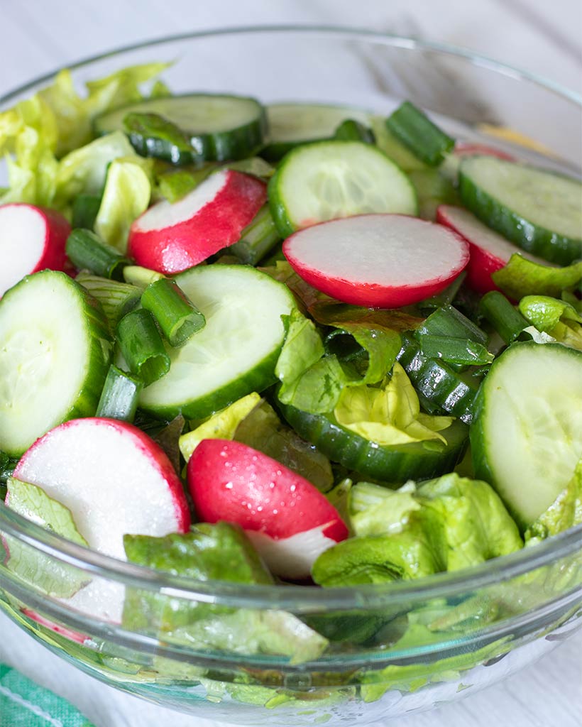 Butter lettuce green salad recipe for clean eating plant-based diet.