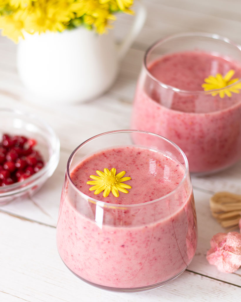 Quick detox plant-based vegan drink for cleansing and weight-loss