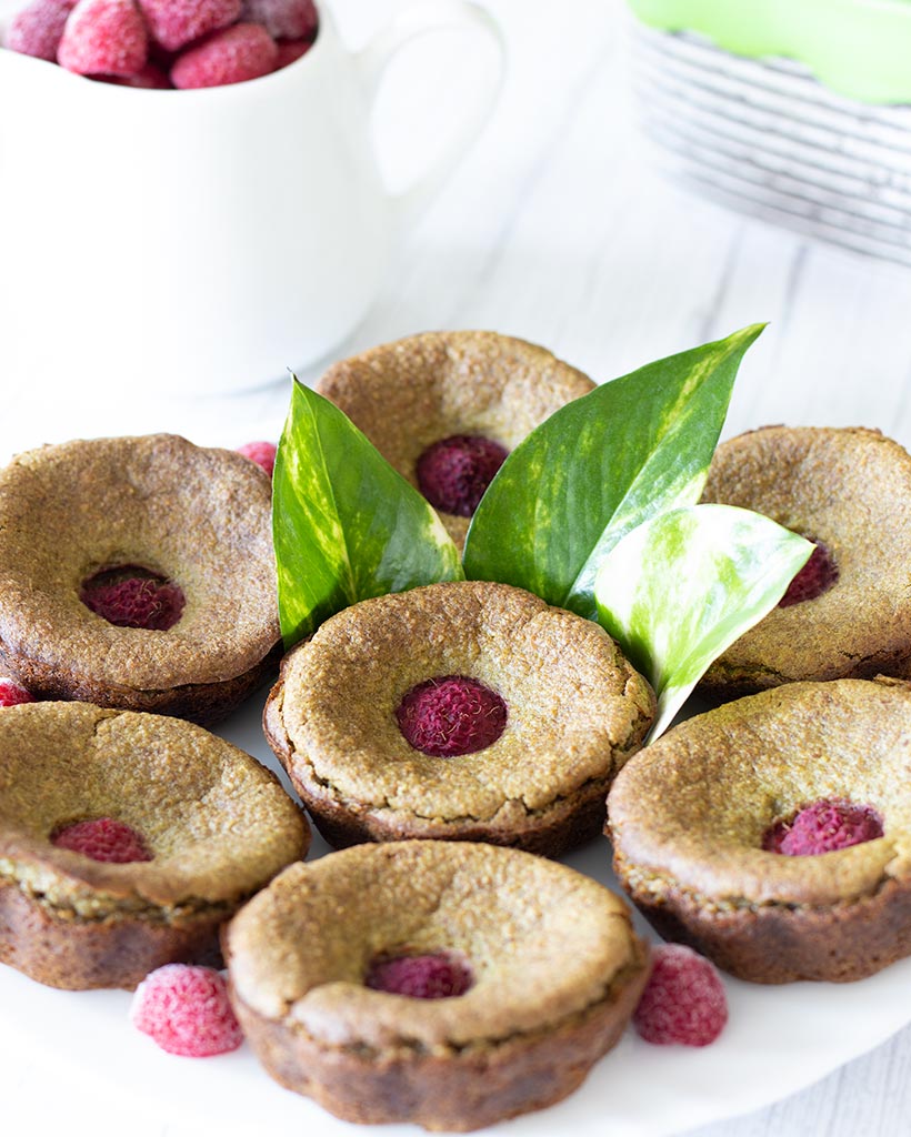 Gluten-free vegan eggless spinach muffins 