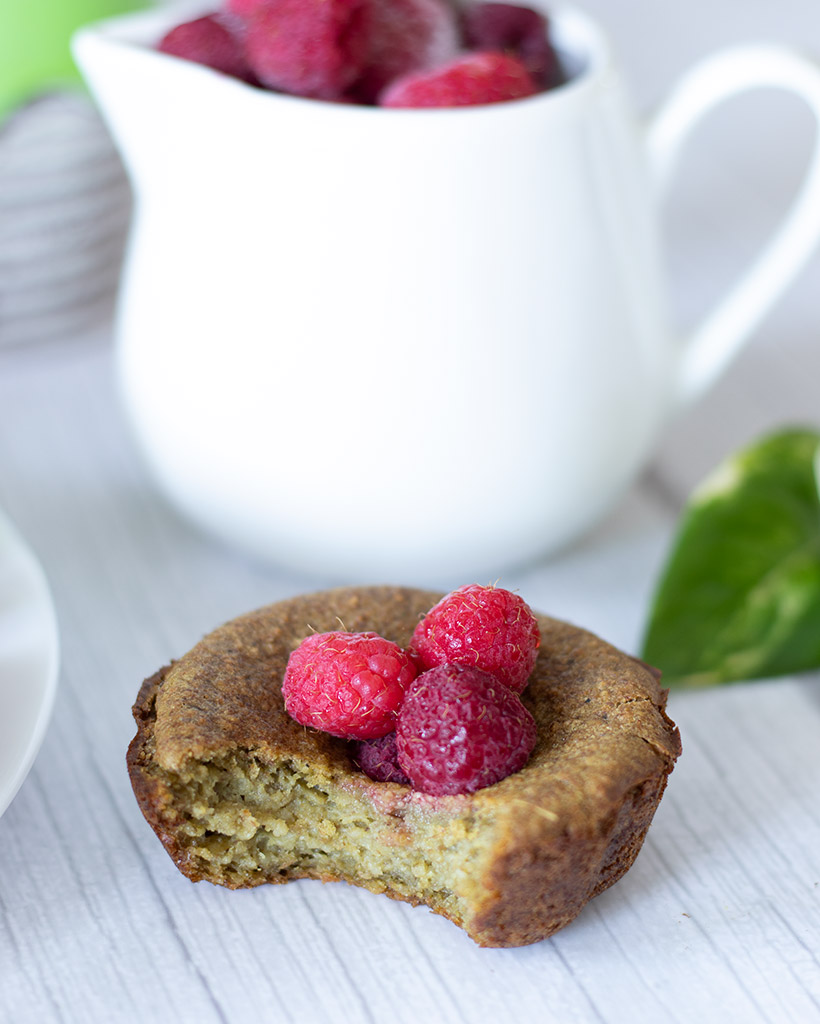 Easy blender spinach banana muffins vegan recipe for breakfast