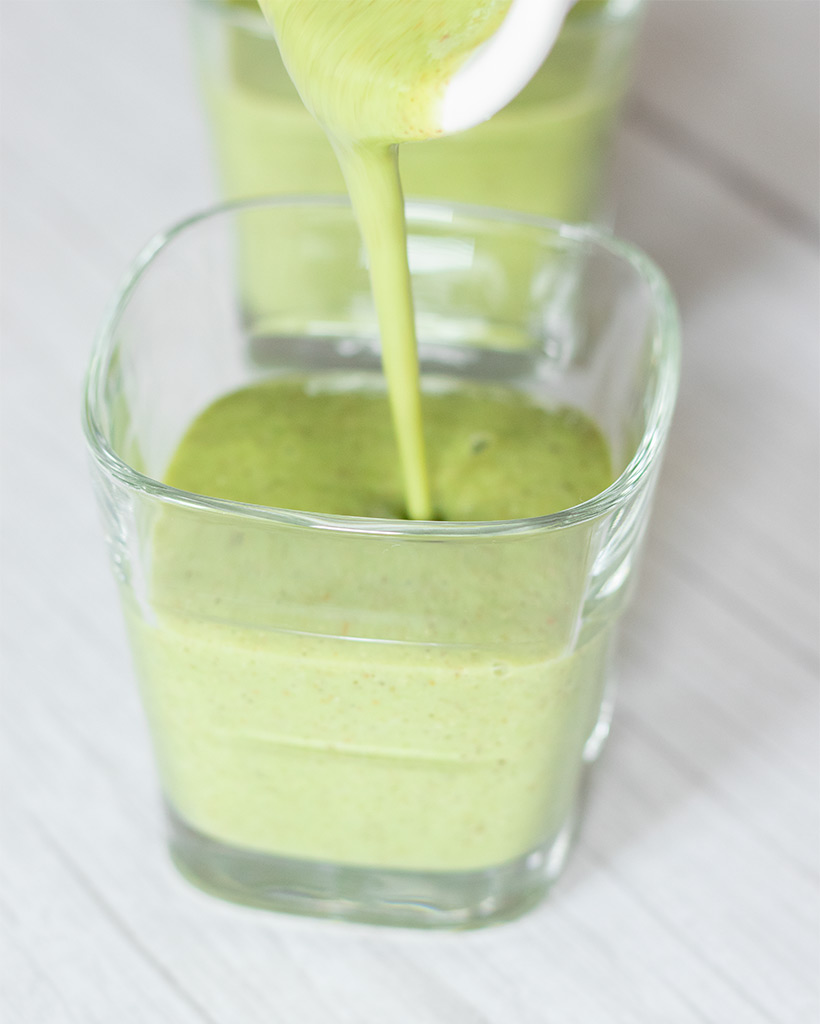 Easy green fresh cleanse  vegan drink