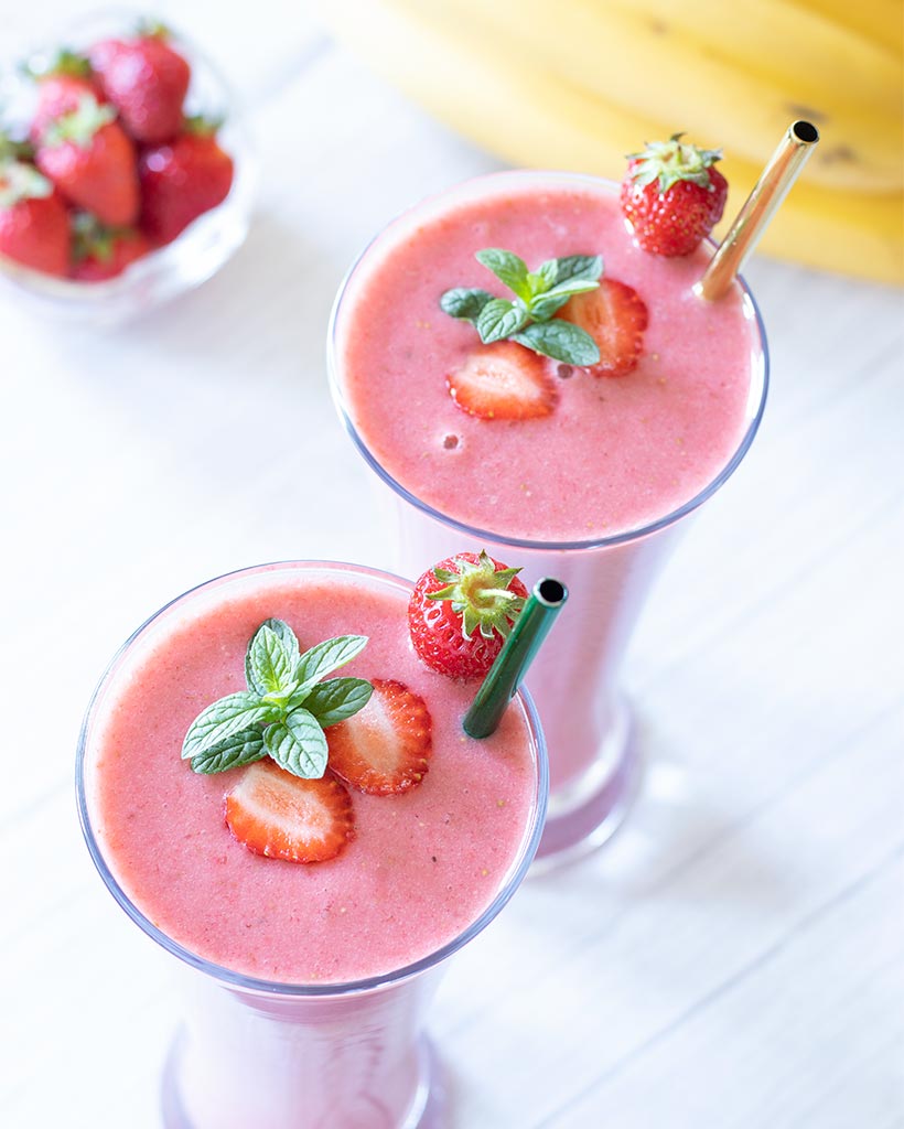 Healthy strawberry banana smoothie recipe for weight loss