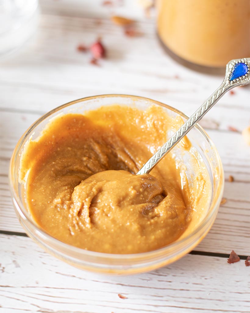 Quick and easy homemade peanut butter