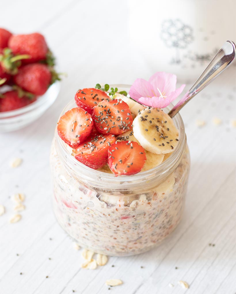 Overnight oats without yogurt (dairy-free & vegan)