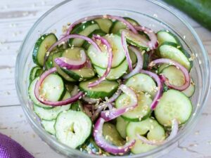 Tasty plant=based salad for flat belly.