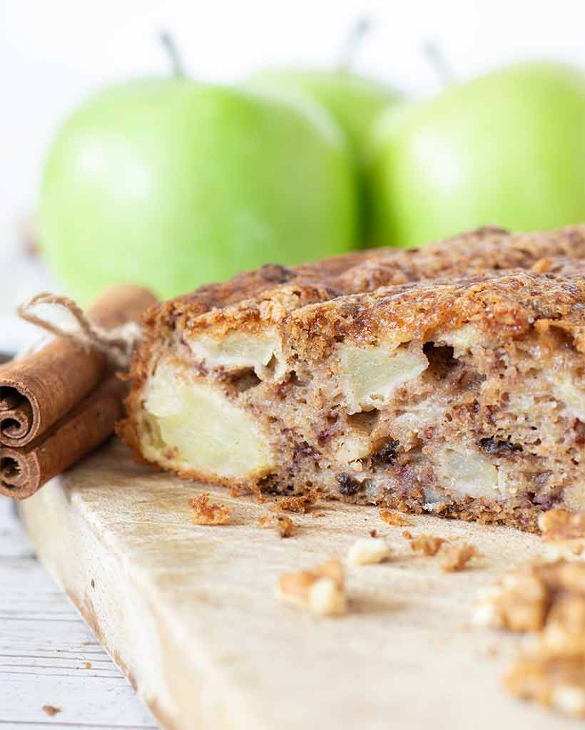 Apple cake with cinnamon and walnuts. Easy and healthy breakfast cake .