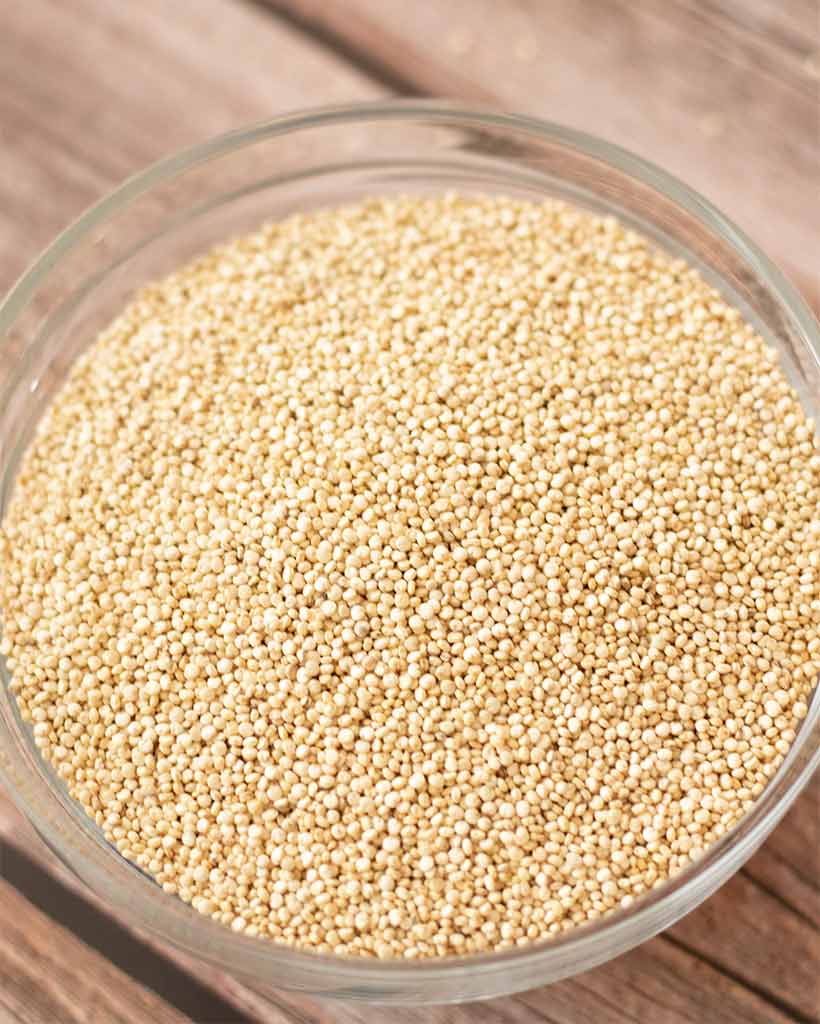 White quinoa grains