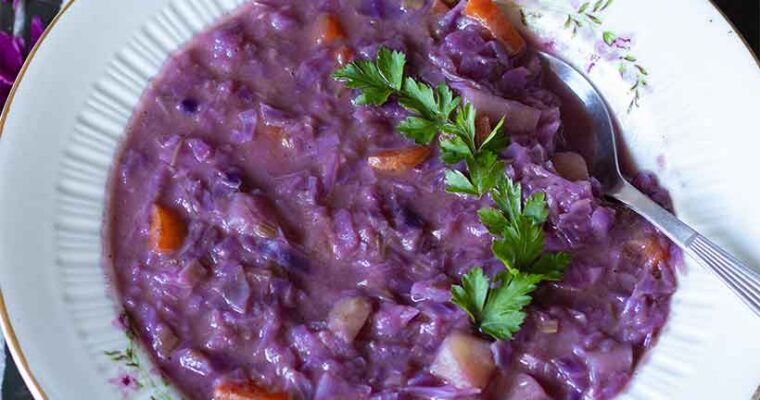 Recipe for Red Cabbage Soup (Easy Vegetable Detox Meal)