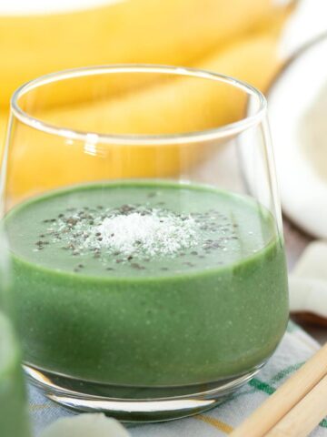 Best coconut water banana spinach spirulina smoothie for weight loss