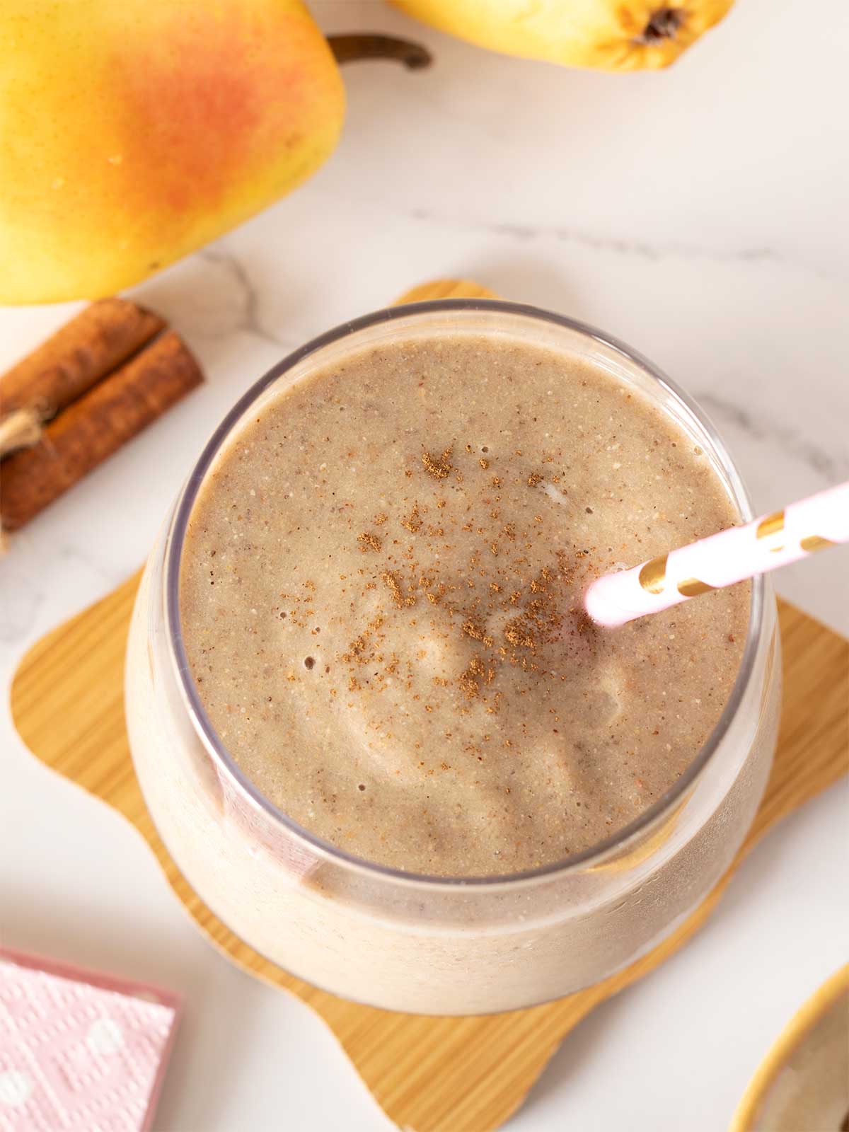 Creamy pear banana cinnamon smoothie for weight loss.