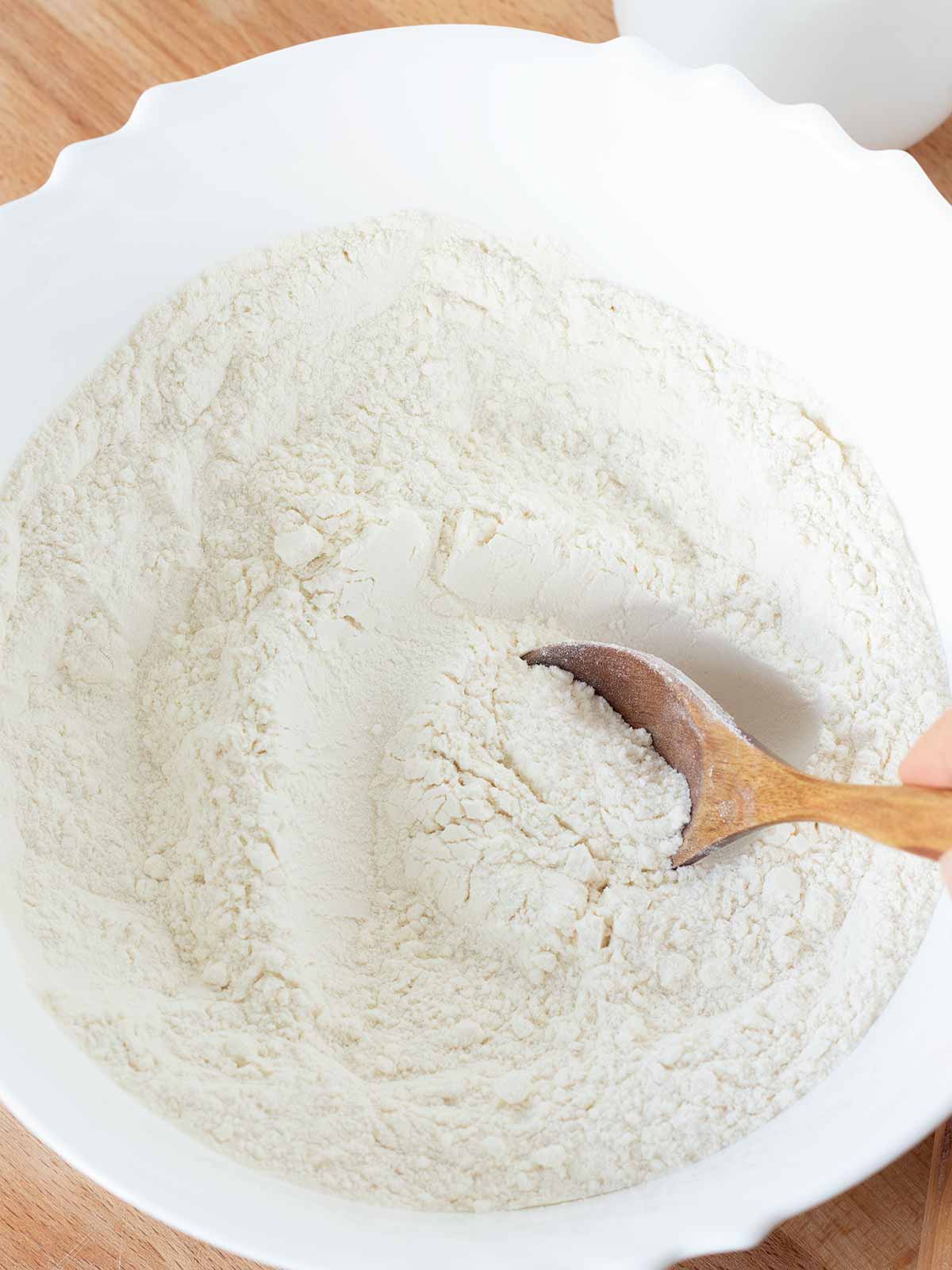 Dry ingredients for homemade bread without leaven.