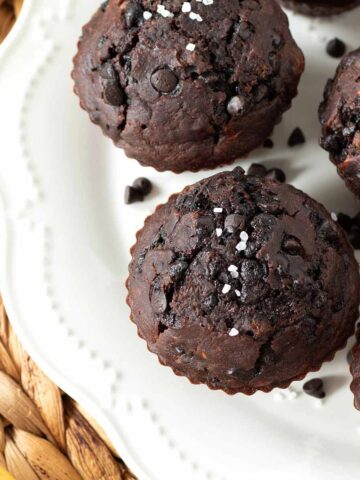 Eggless banana chocolate chips muffins (vegan).