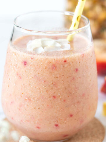 Pineapple peach smoothie without yogurt (no banana).