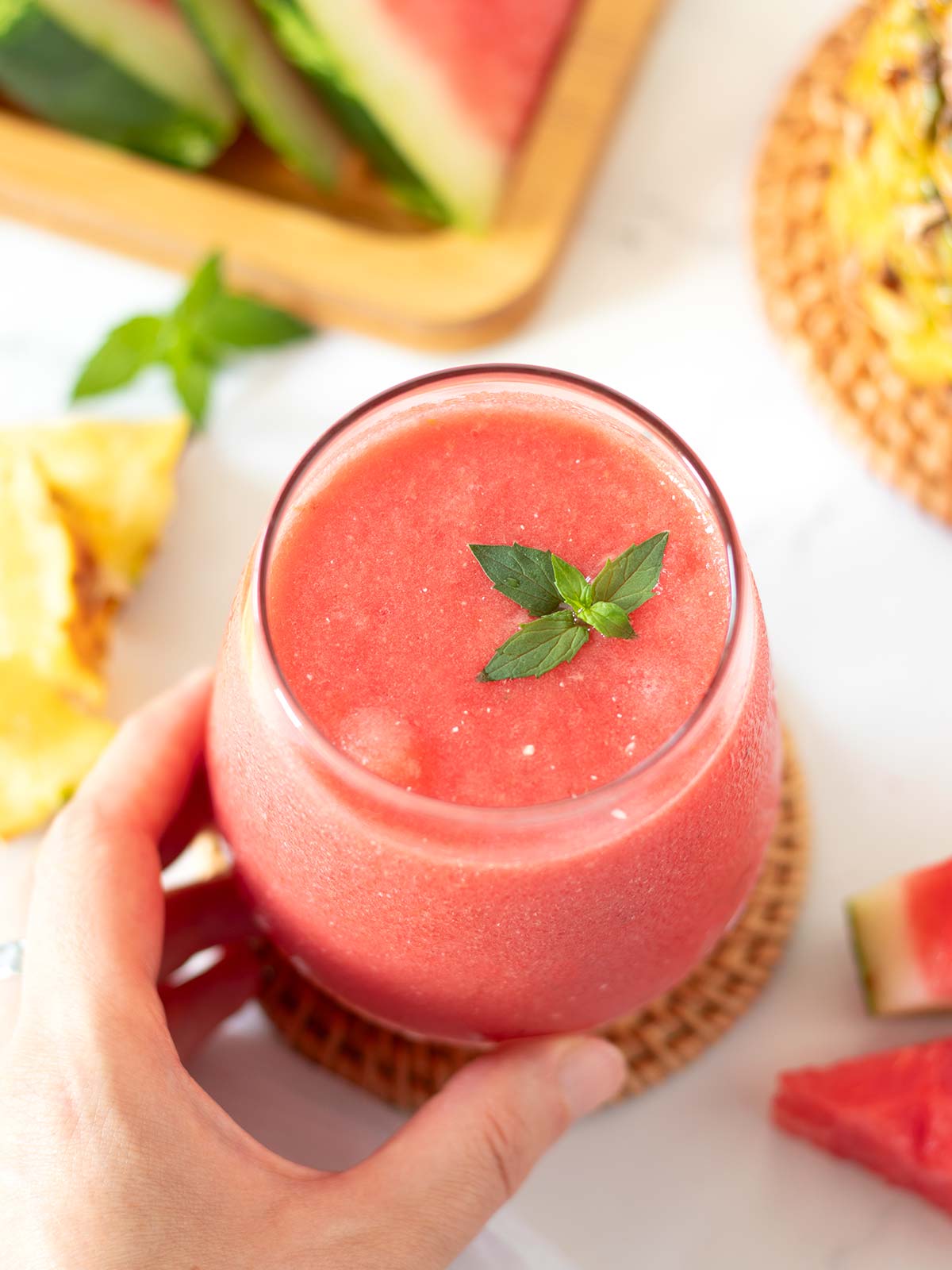 Refreshing pineapple watermelon smoothie (no yogurt).