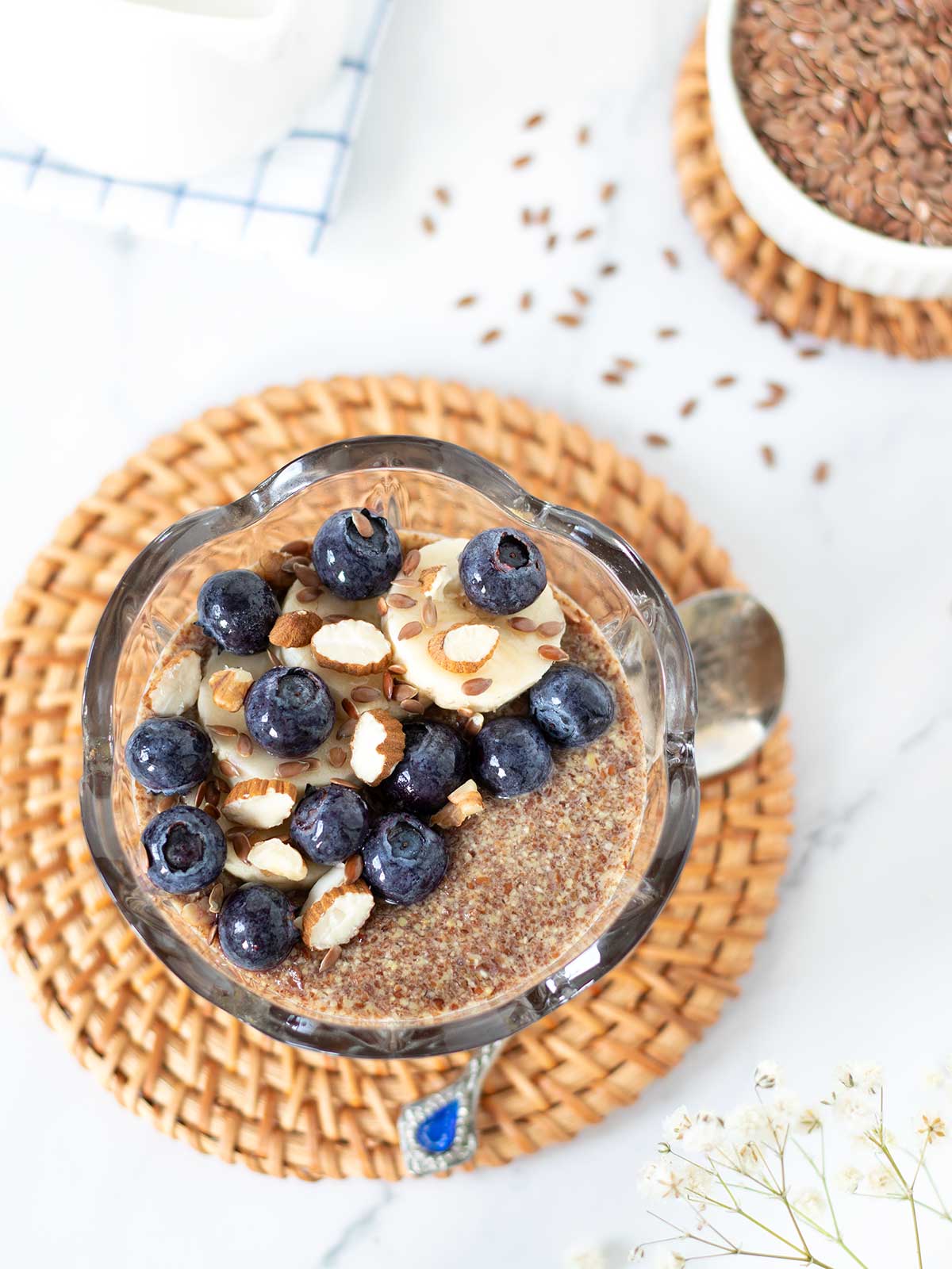 Easy flaxseed pudding for breakfast.