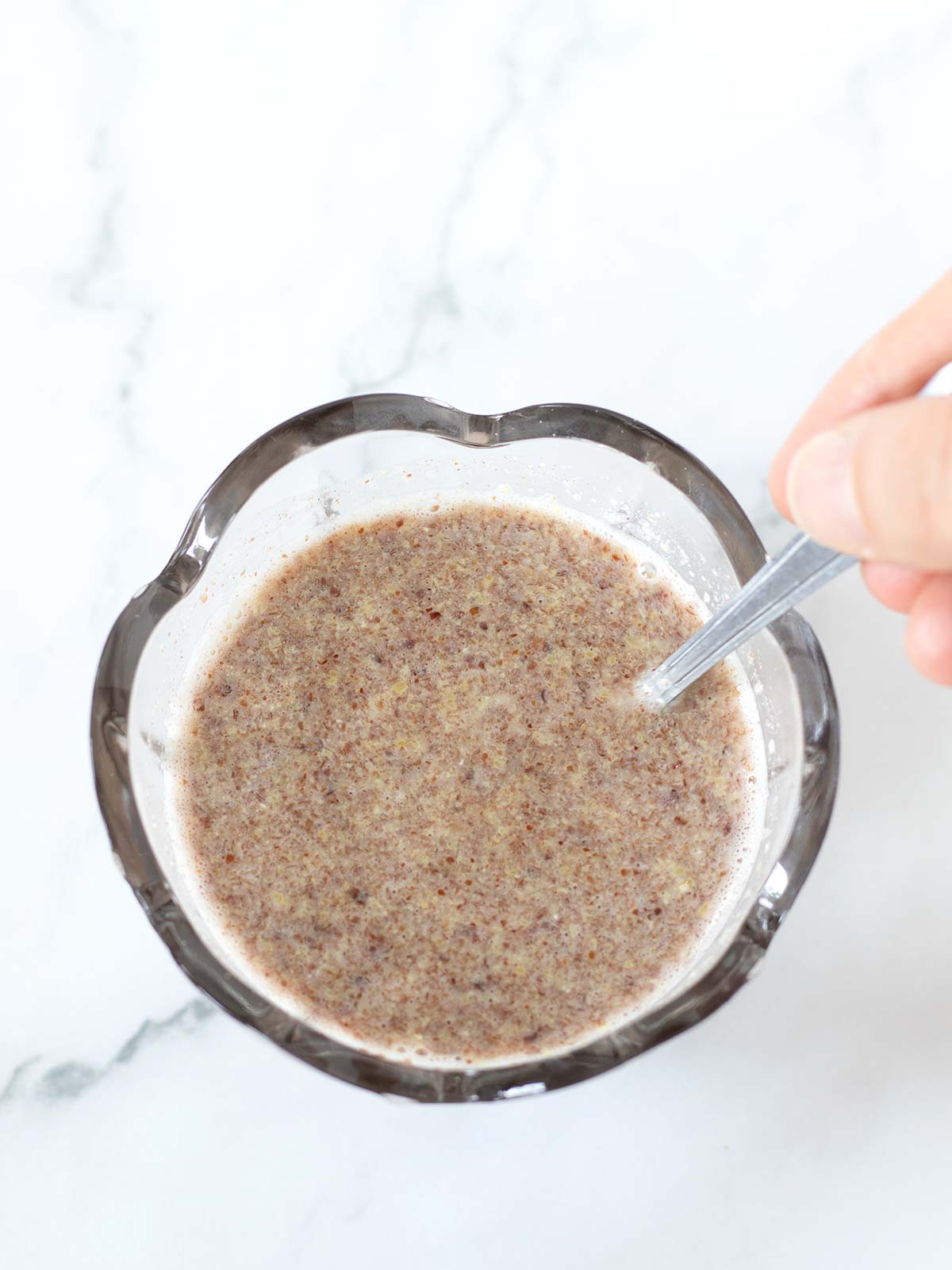 Vegan flaxseed pudding meal prep.