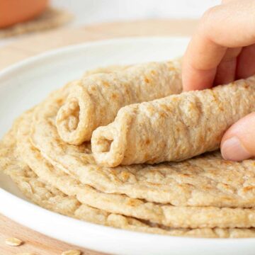 Oat tortillas (2 ingredient gluten-free oatmeal wraps).