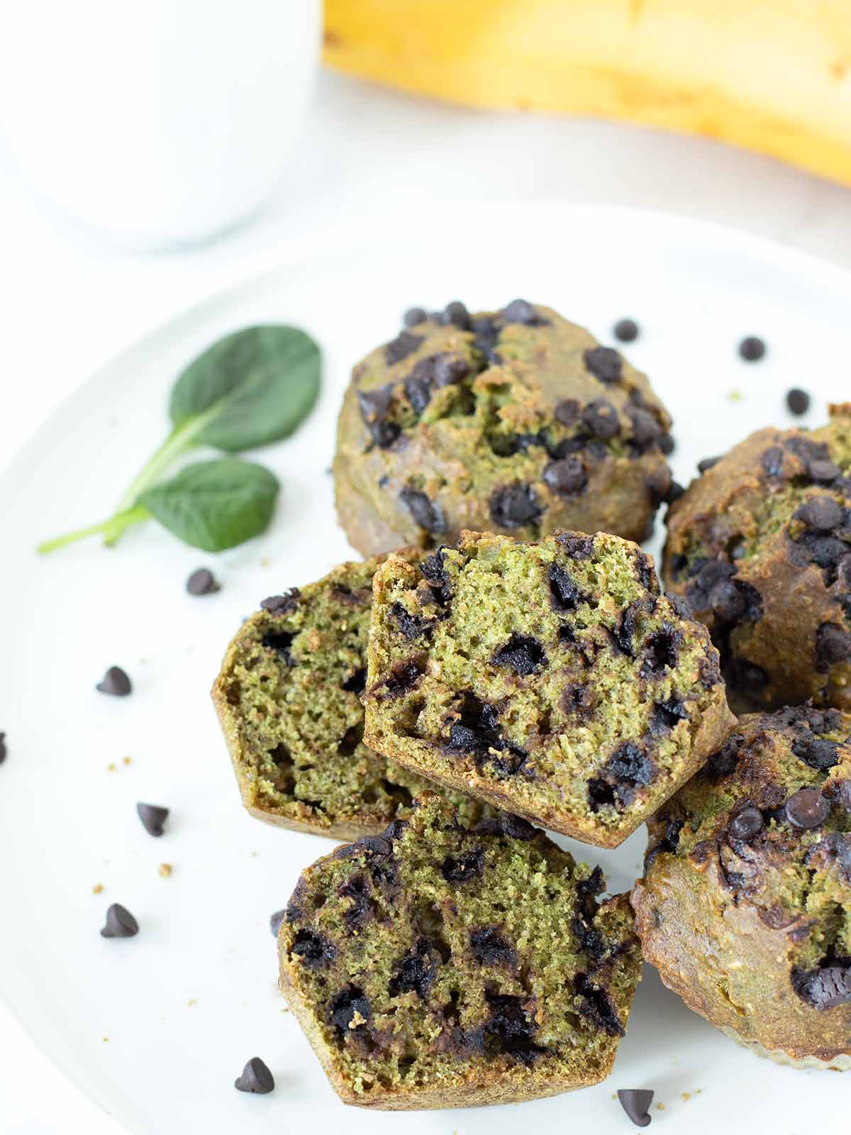 Vegan spinach and banana muffins (no egg).