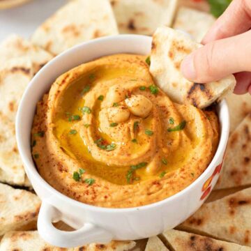 Smoked paprika hummus (vegan and gluten-free).