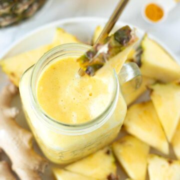 Pineapple ginger smoothie (no banana).