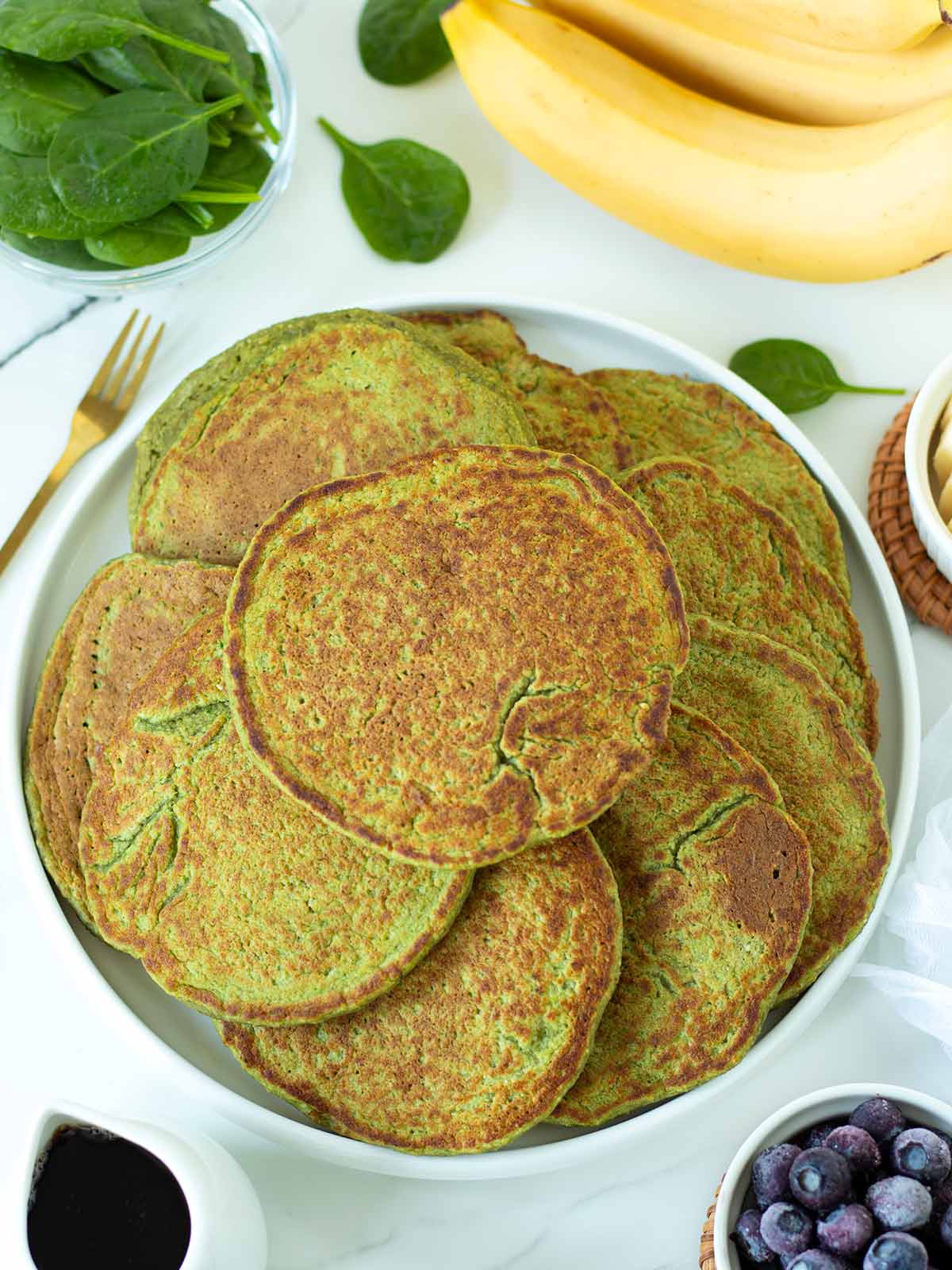 Green banana spinach pancakes without eggs.