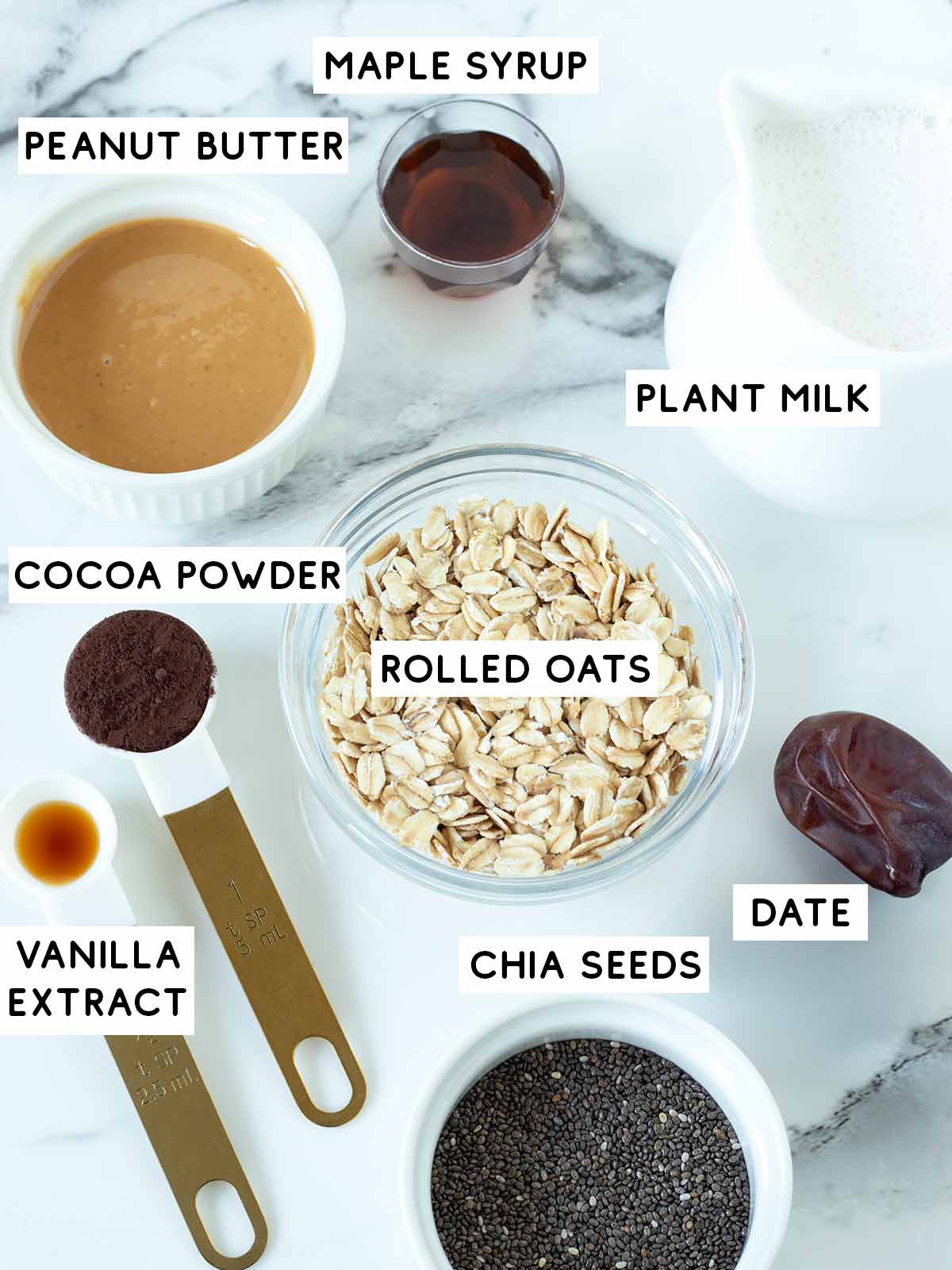 Ingredients for snickers overnight oats.