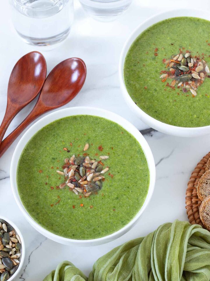 Green spinach broccoli and peas soup without cream.