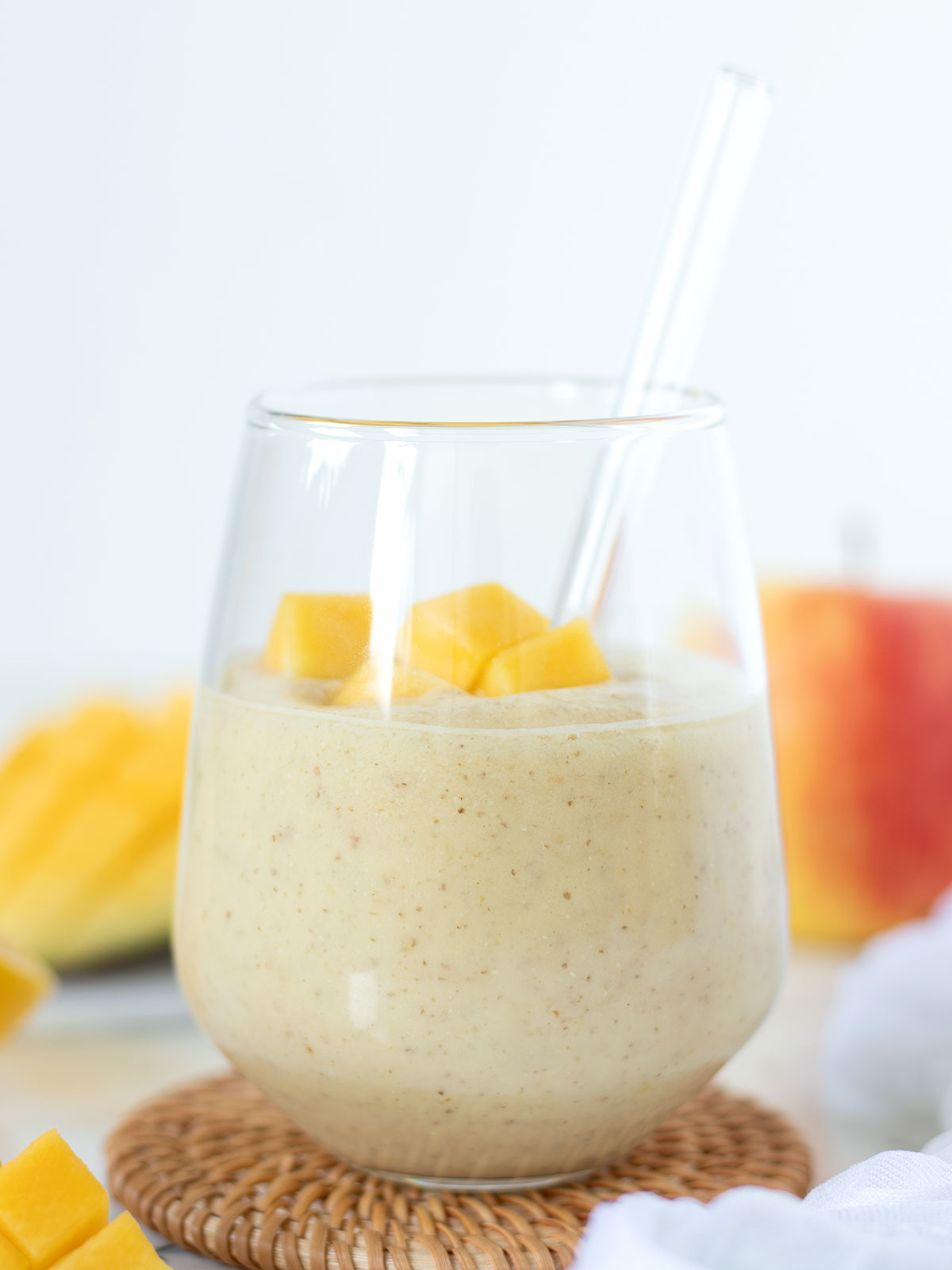 Mango apple smoothie without banana.