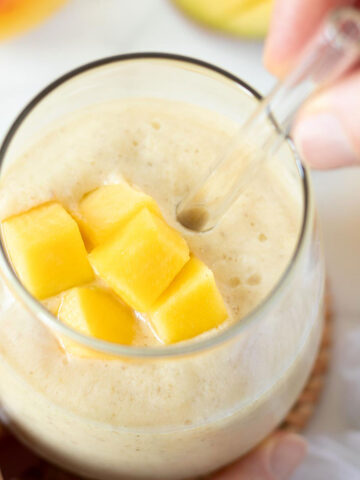 Mango apple smoothie (no banana).