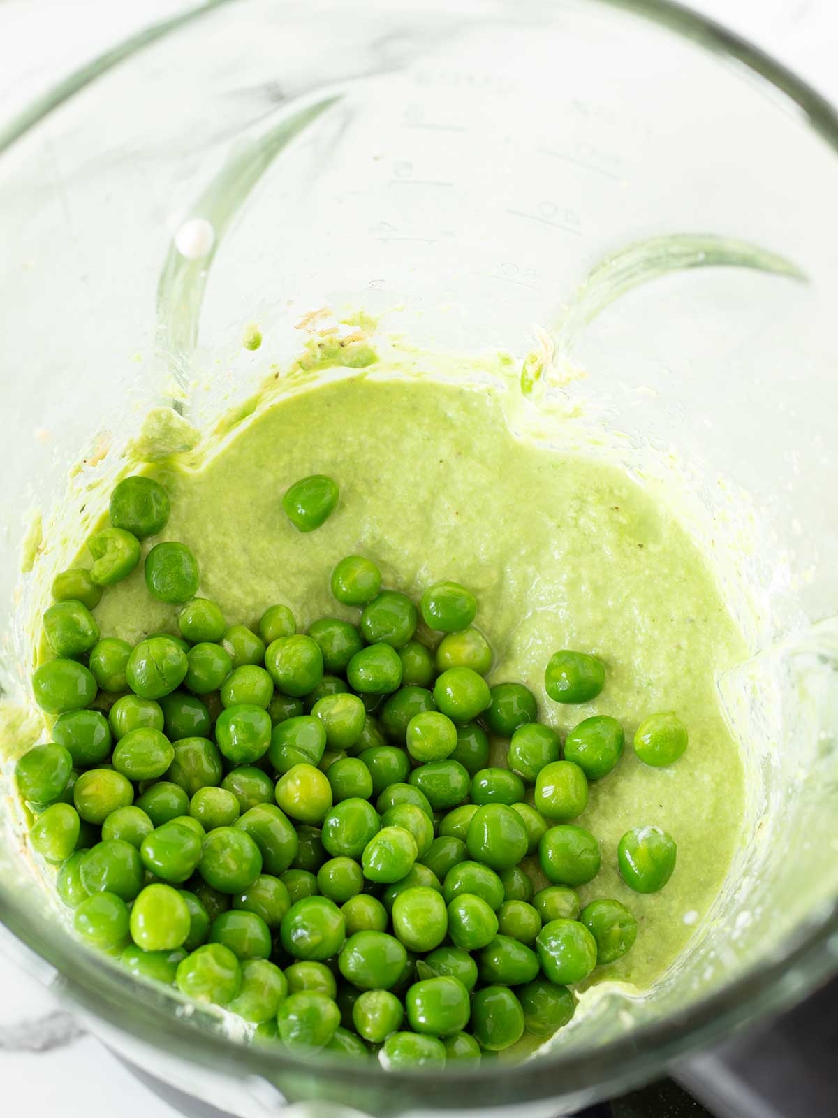 Vegan green peas pasta sauce.