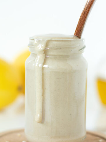 Tahini lemon garlic dressing.