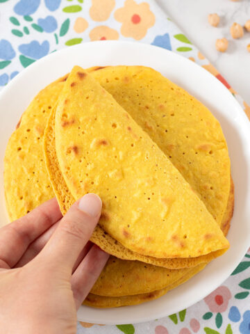 Chickpea flour tortillas (vegan and gluten-free wraps).