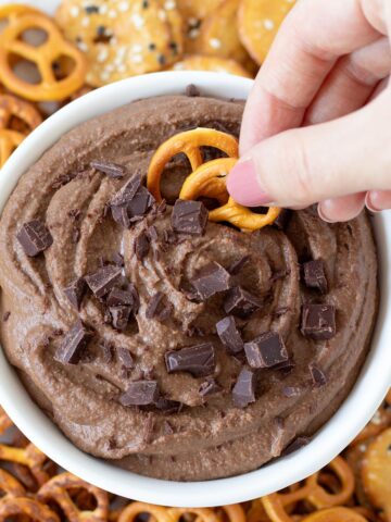 Dark chocolate hummus (sweet vegan chickpea dip).