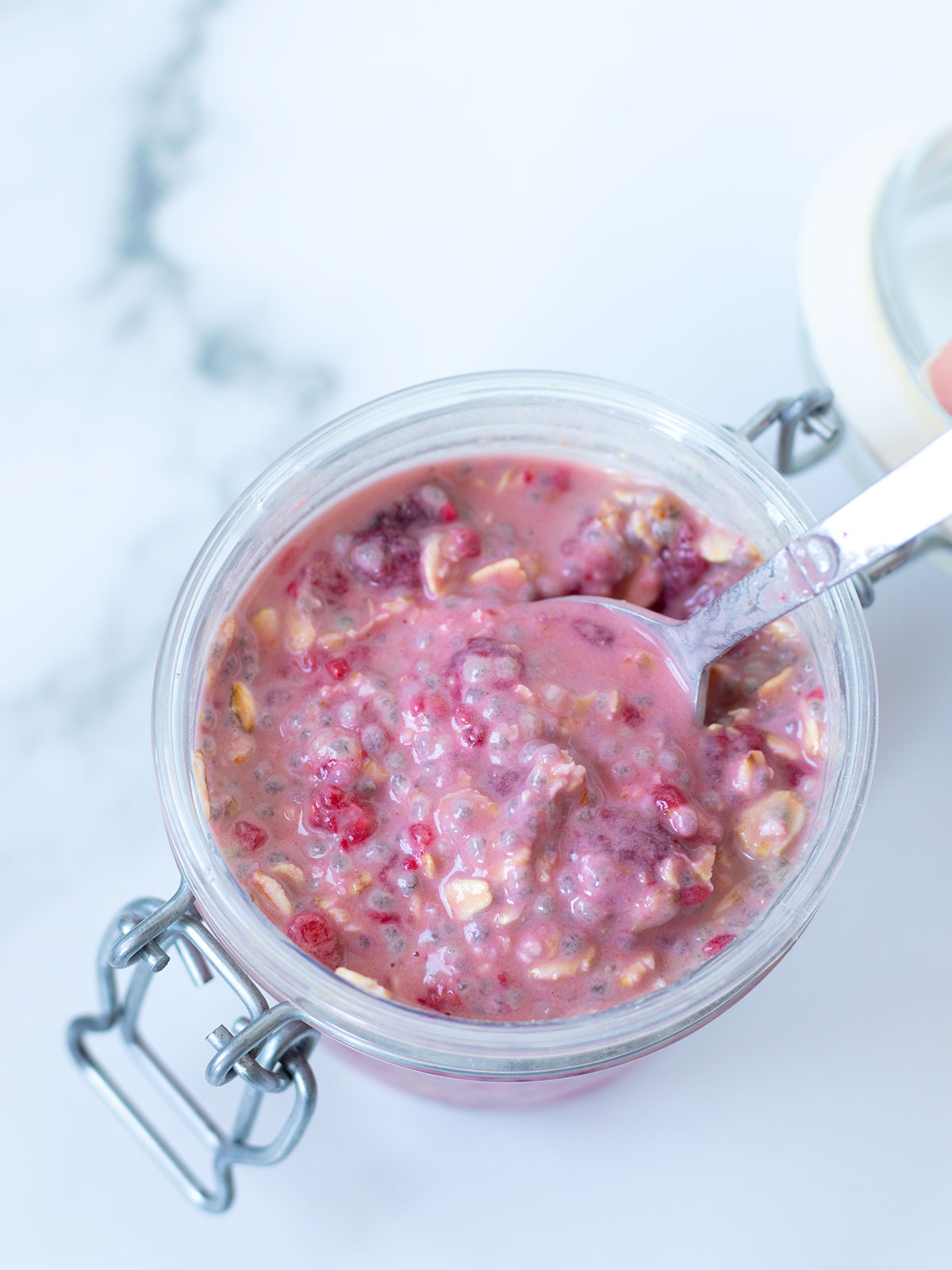 Raspberry overnight oats meal prep.