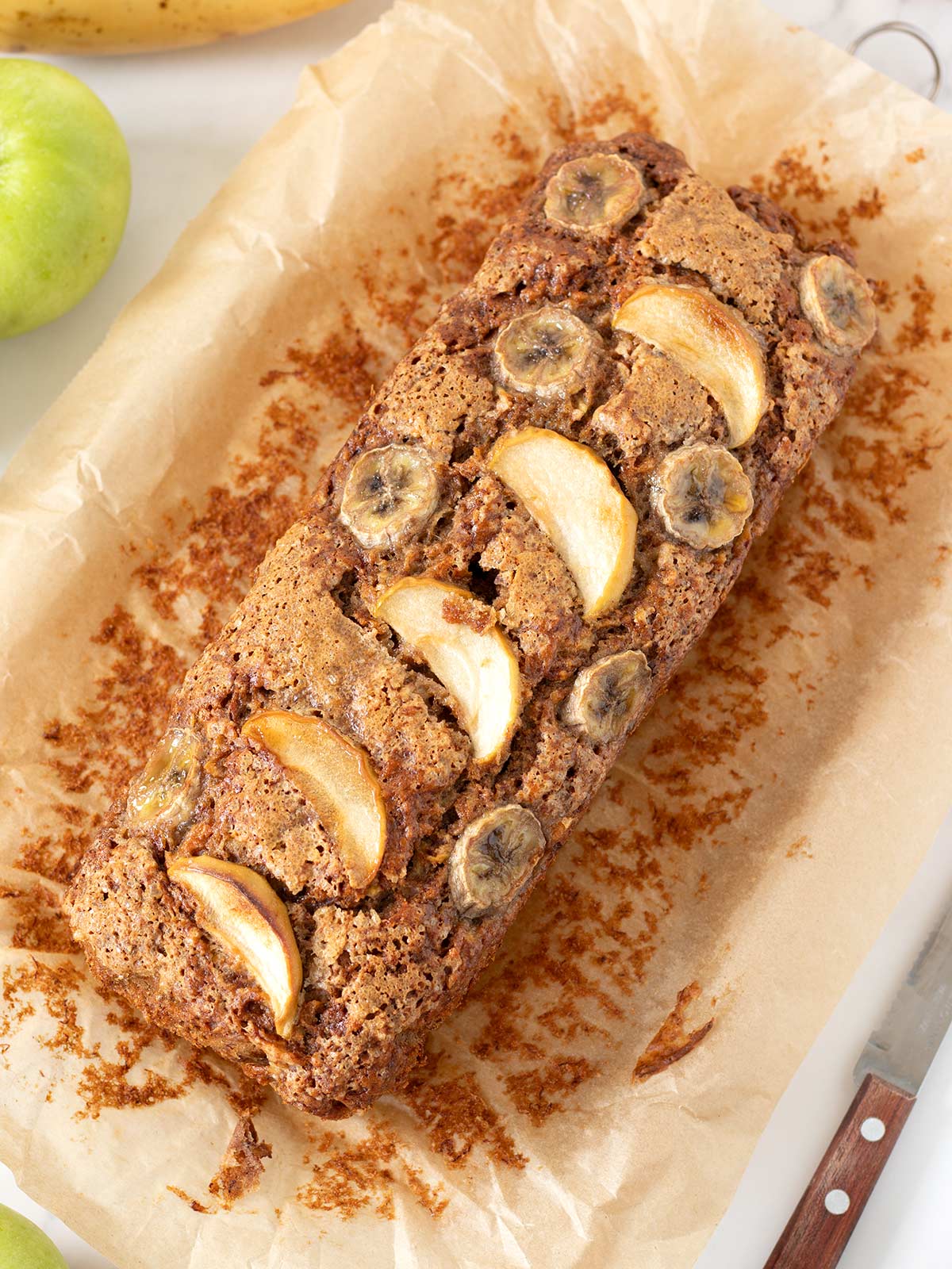 Vegan banana apple bread with cinnamon.