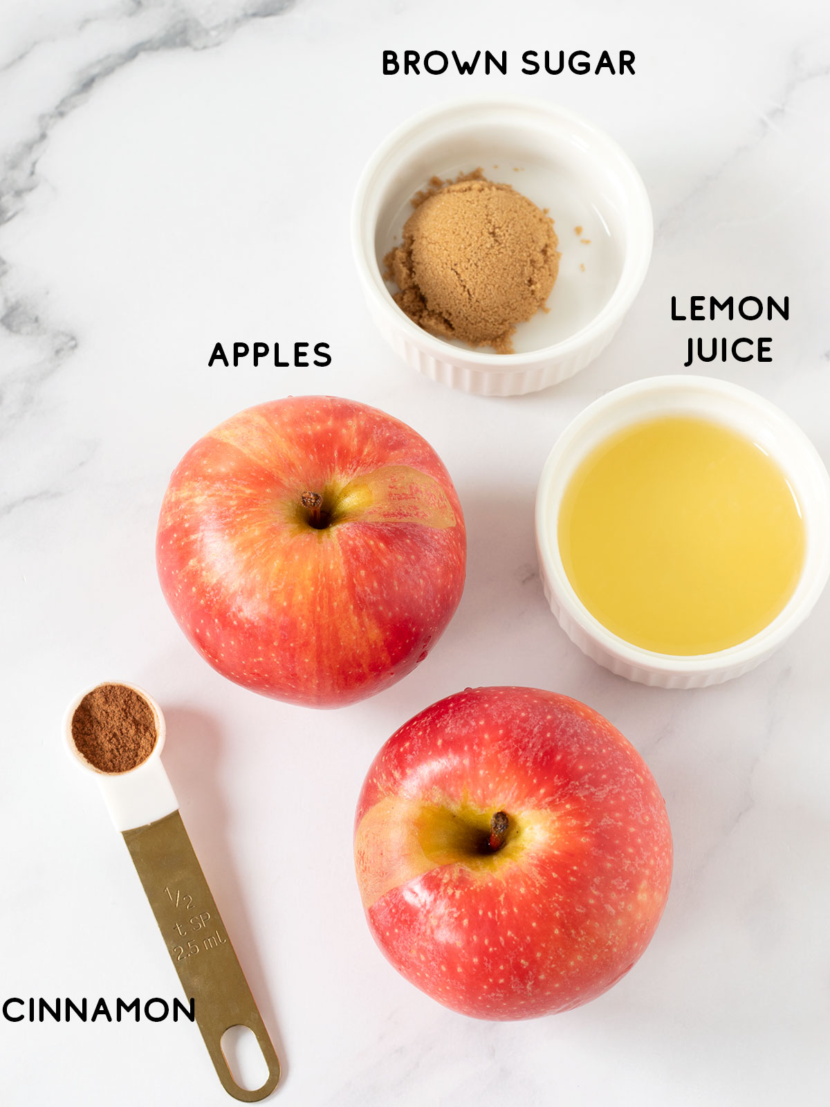 Ingredients for caramelized apples.