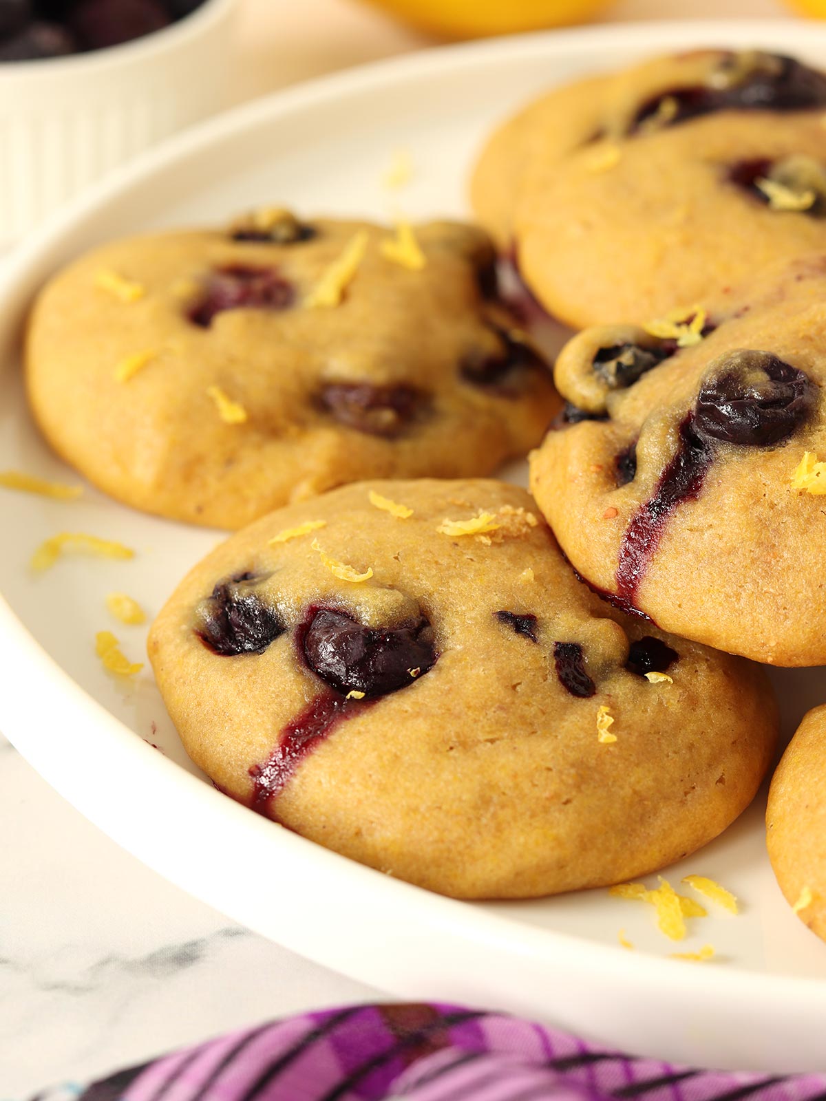 Lemon blueberry cookies without eggs.