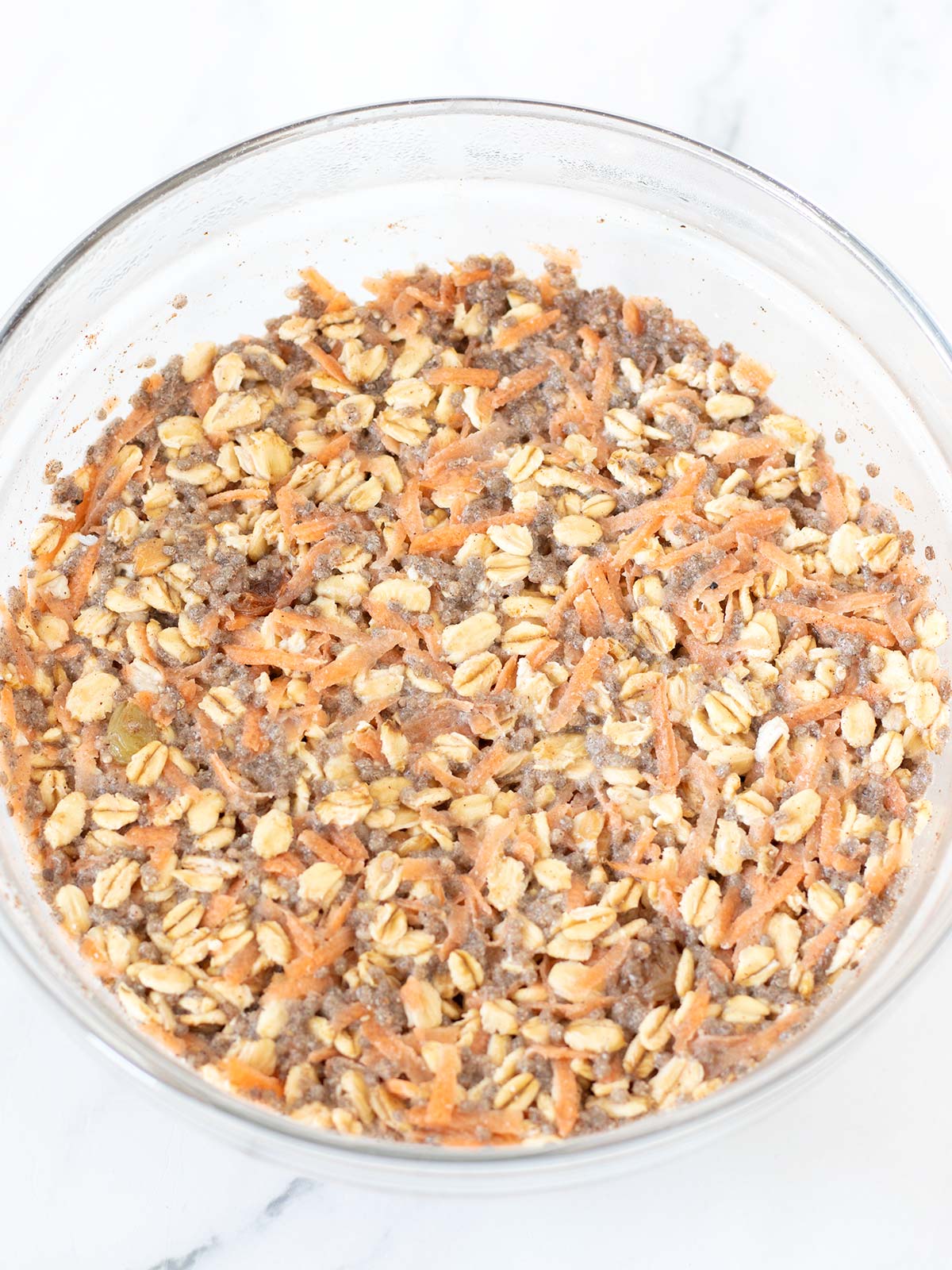 Carrot cake overnight oats (no yogurt).