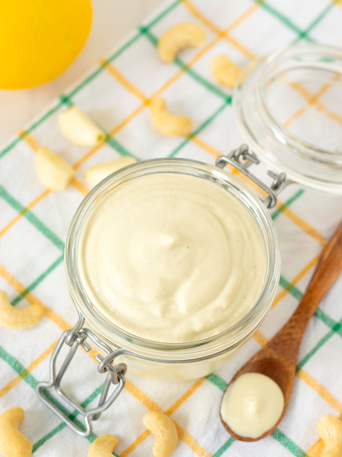 Vegan garlic aioli (no mayo).
