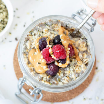 Hemp seed overnight oats.