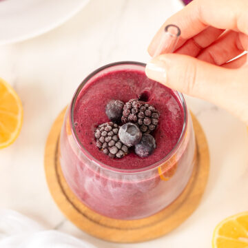 Red cabbage smoothie.