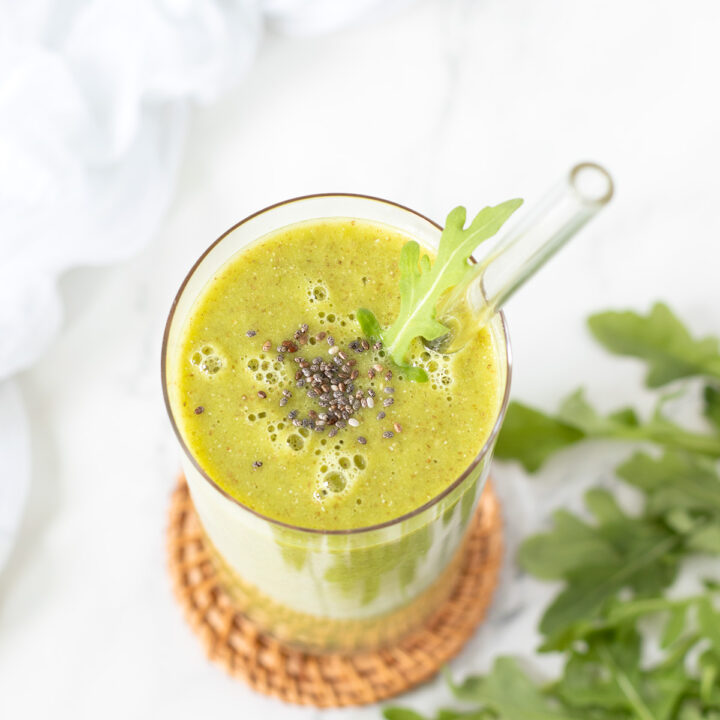 Vegan arugula smoothie (no banana).