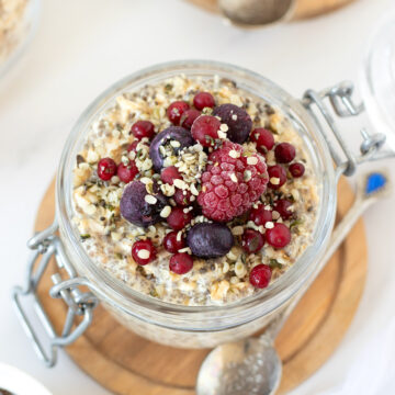 Chia overnight oats (no yogurt).