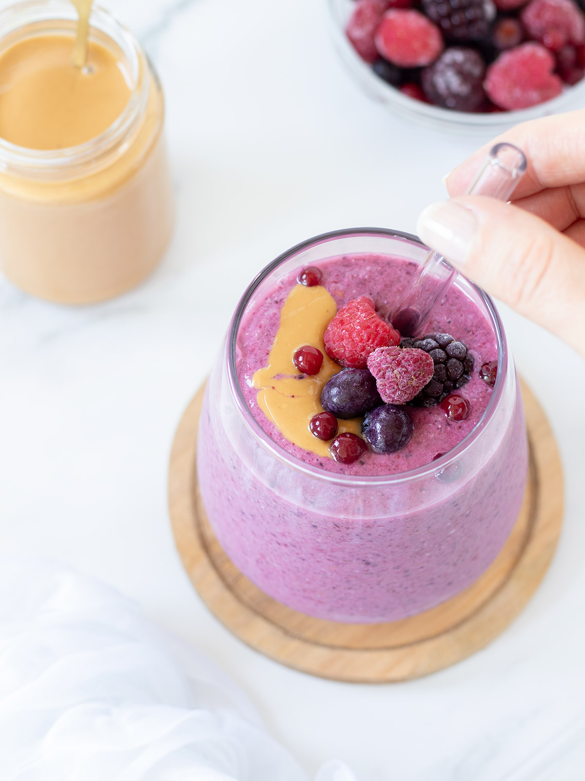 Berry peanut butter smoothie (no yogurt).