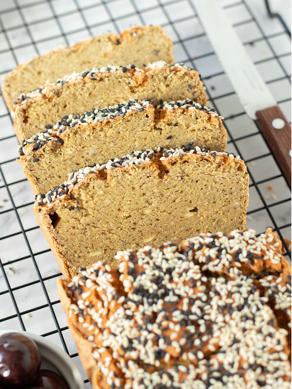 Chickpea lentil bread (vegan and gluten-free loaf).