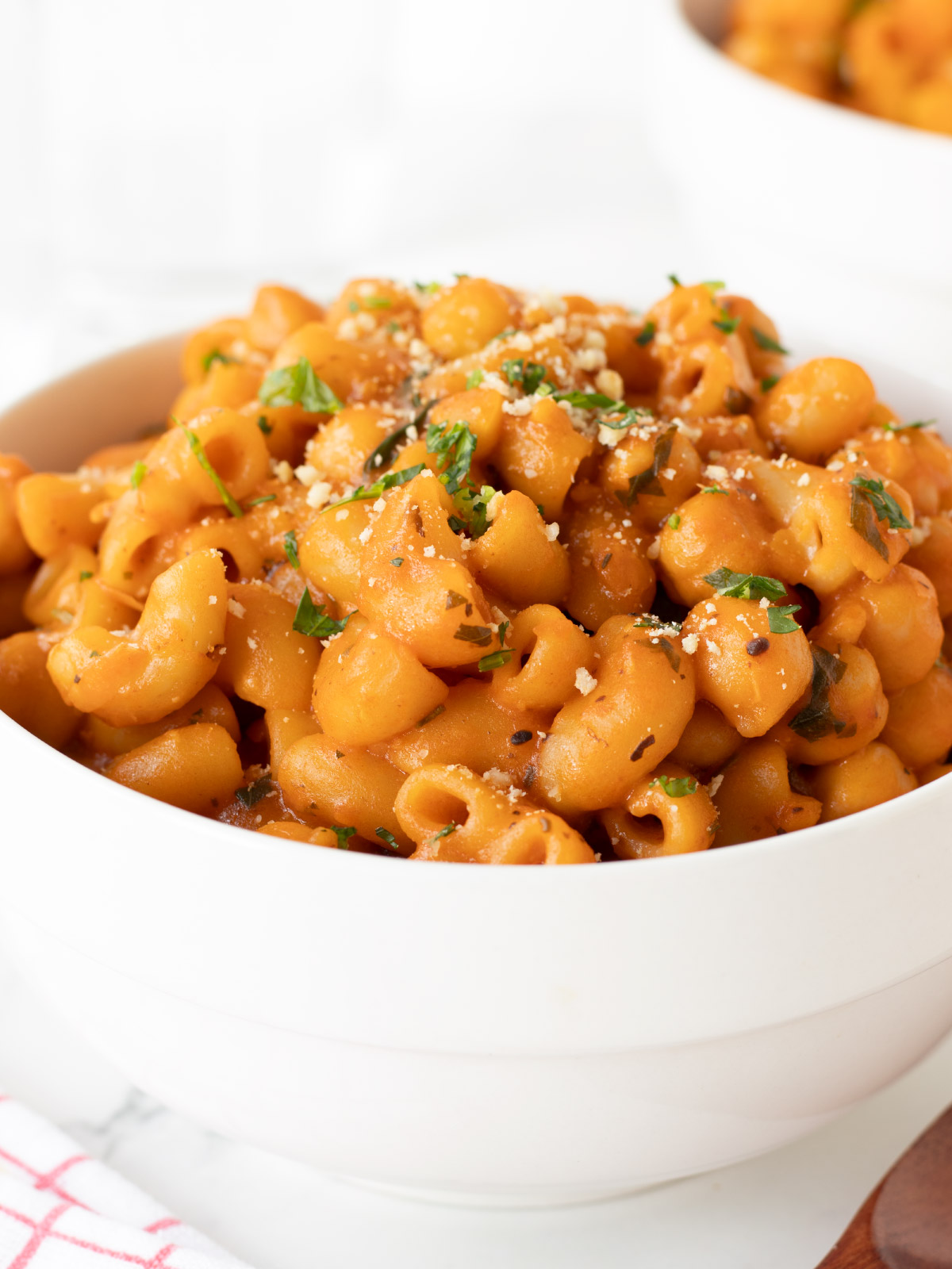 High-protein vegan chickpea pasta (pasta e ceci).