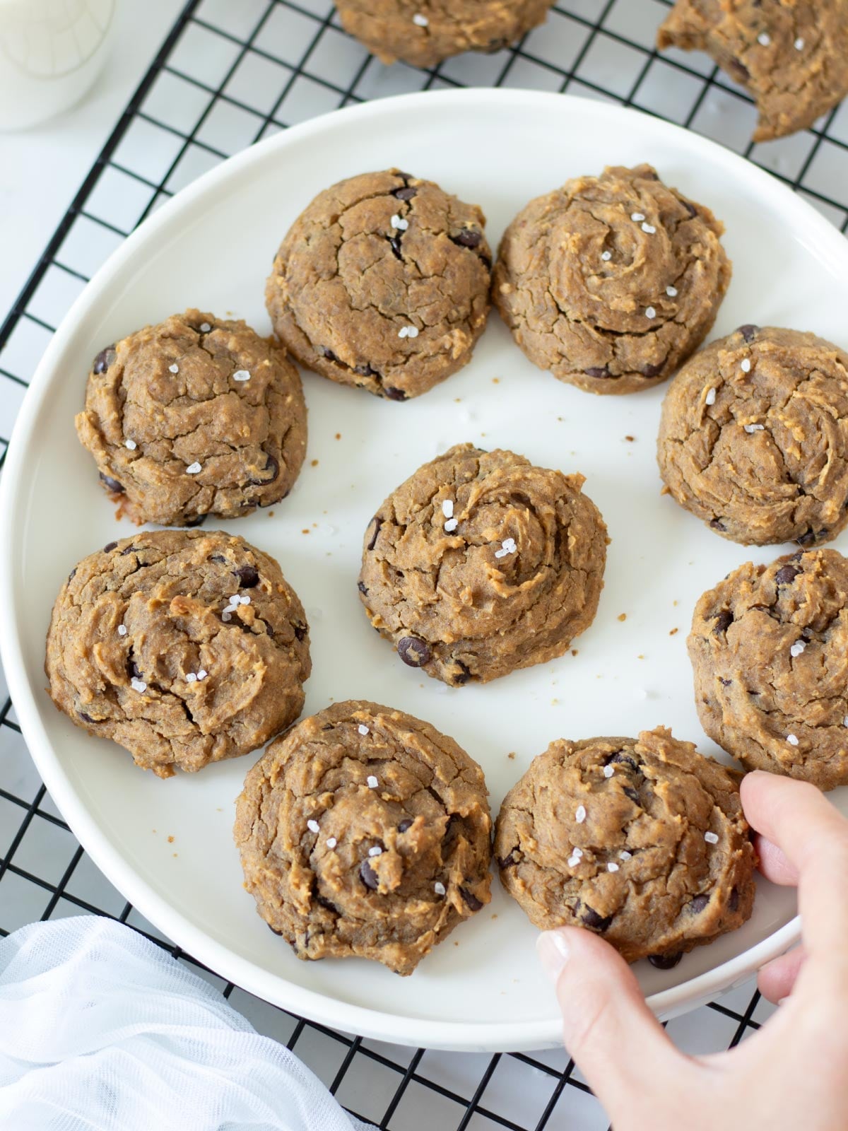 Gluten-free vegan chickpea peanut butter cookies (no flour).